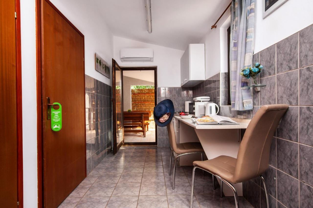 Apartman Tanja Fažana Exterior foto