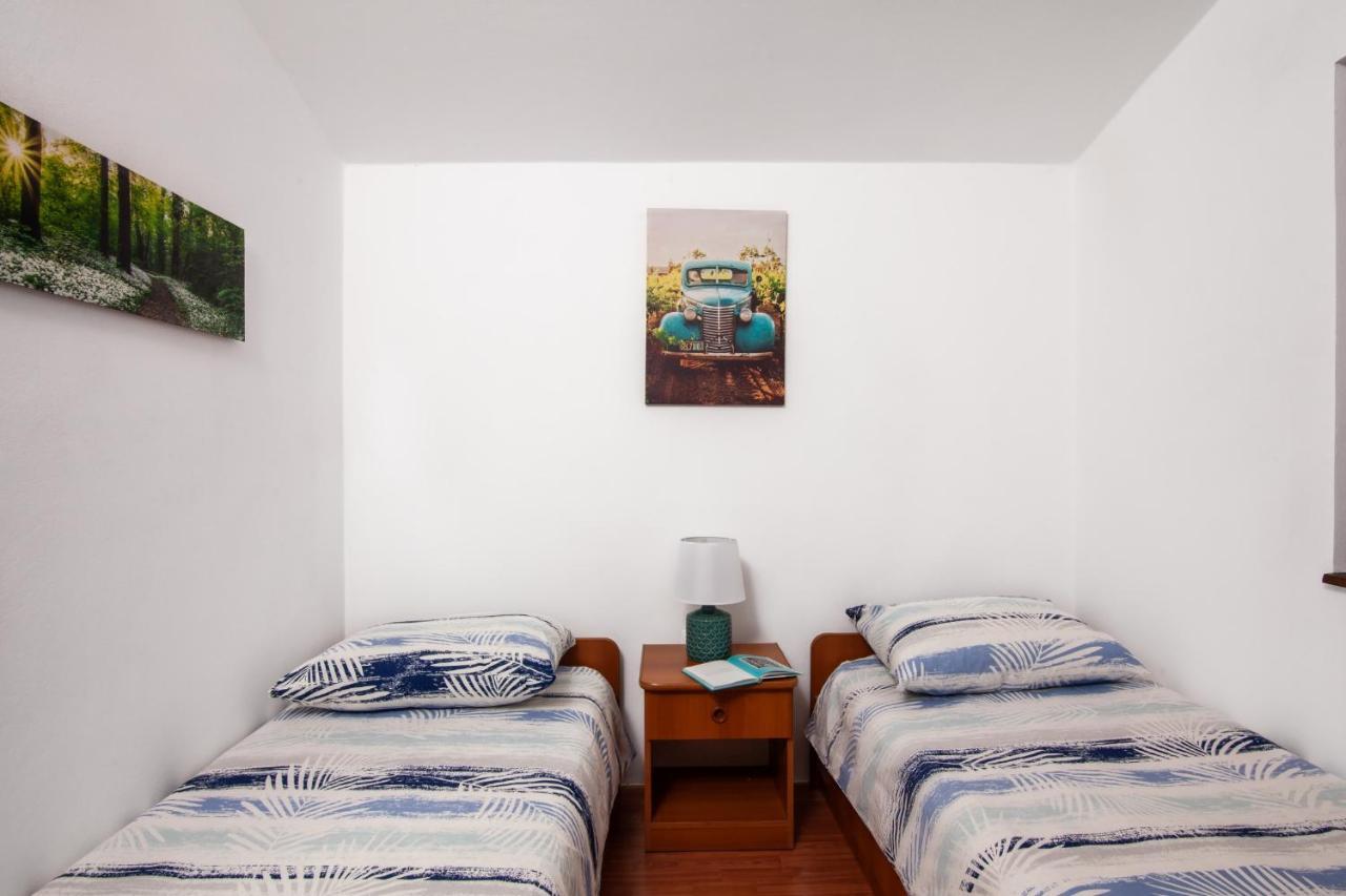 Apartman Tanja Fažana Exterior foto
