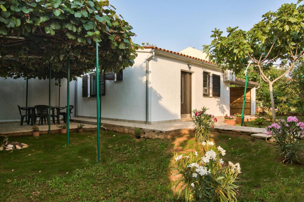 Apartman Tanja Fažana Exterior foto